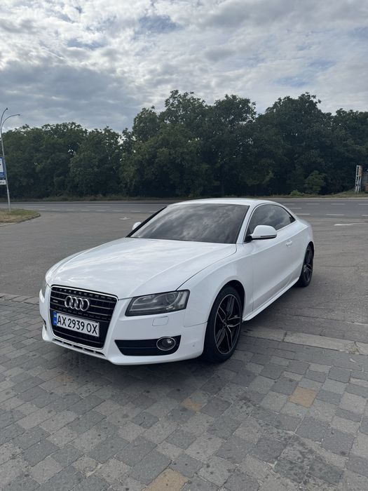 Продам Audi A5 B8 3.2 quattro официал