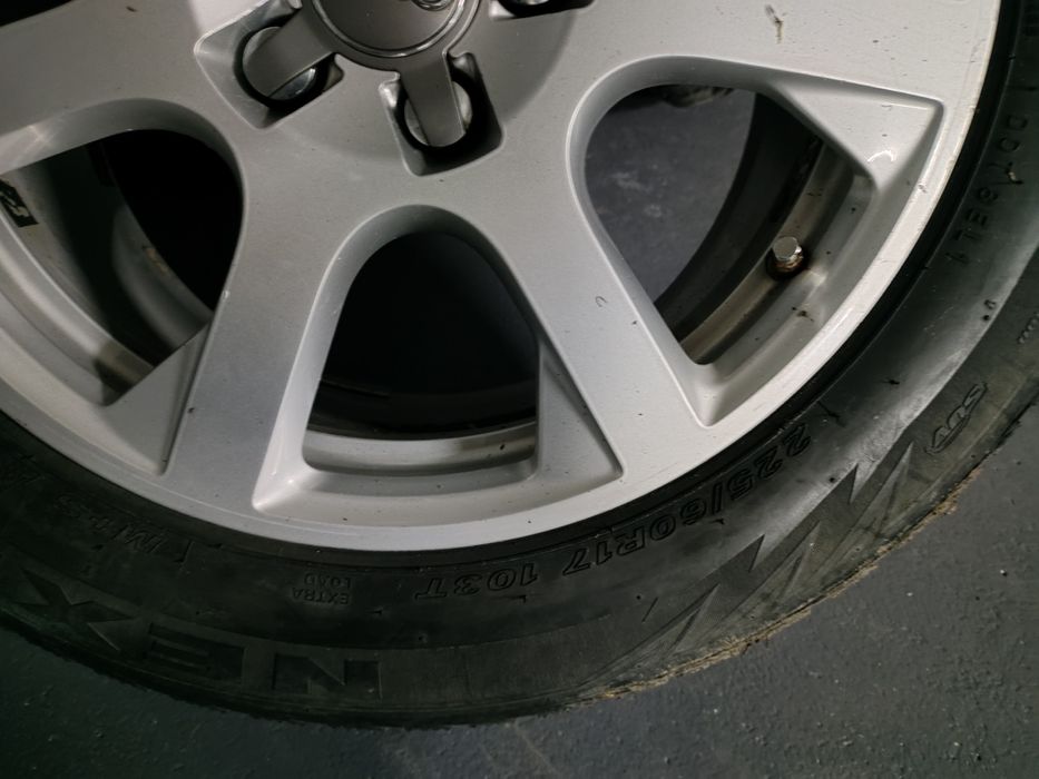 Продам диски колеса R17.