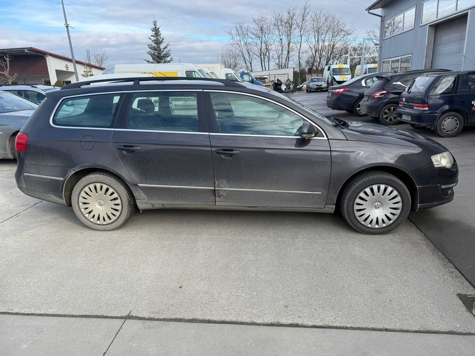 na części grill ćwiartka podłużnica volkswagen passat b6 2006r lc8z