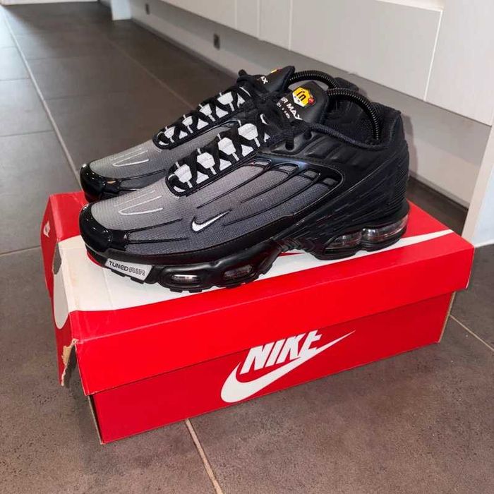 Buty sportowe Nike_Air_Max_Plus_3_Black_Wolf_Grey R.42