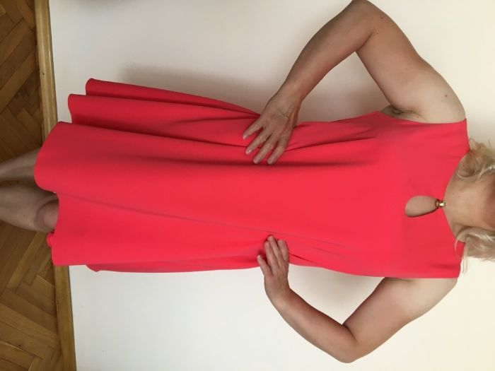 Koralowa sukienka trapezowa rozkloszowana koktajlowa XL 42