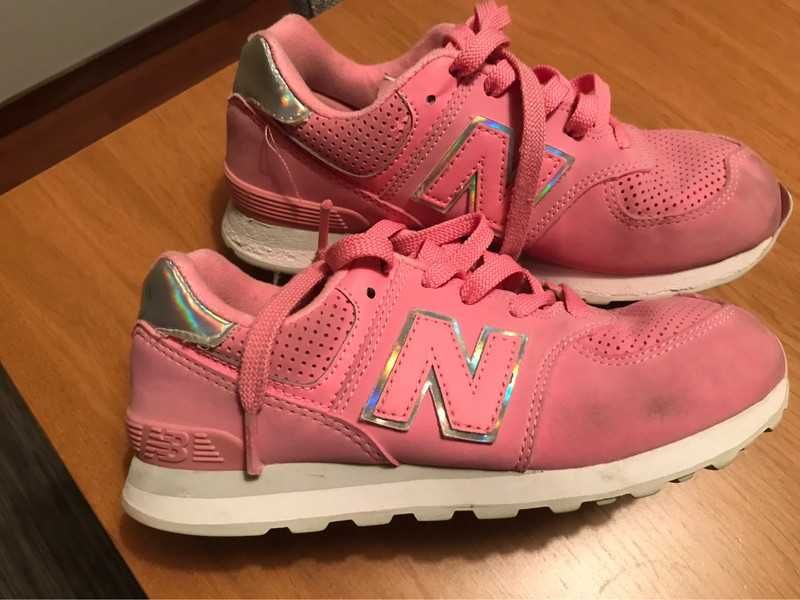 Sapatilhas New Balance 574 T.33 Bubblegum with white