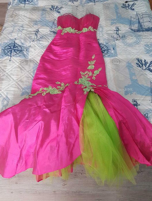 Сукня-рибка малинова дизайнерська