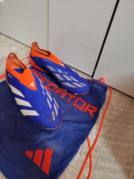 Adidas  Predator
