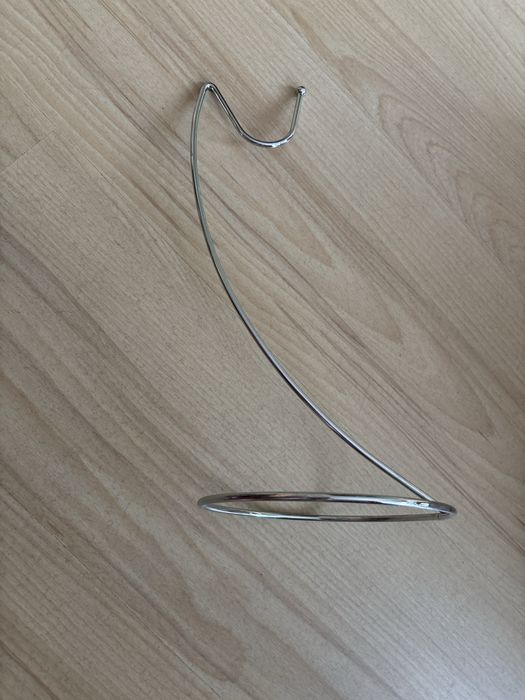 Metalowy stojak