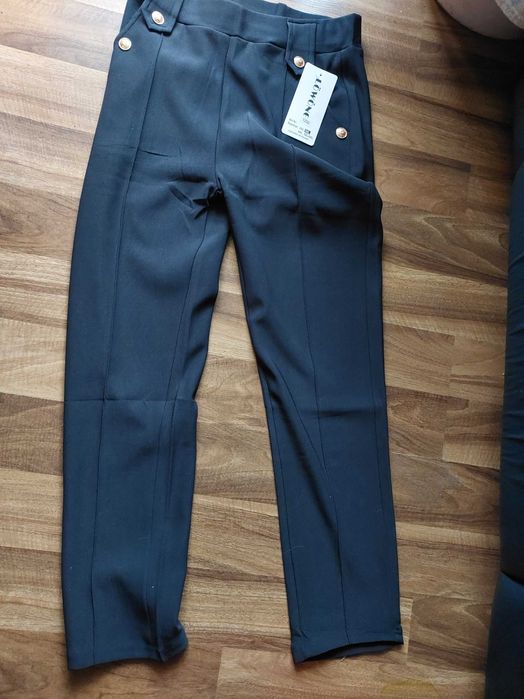 Spodnie szare  z  kantem   rozm. L/XL  Nowe