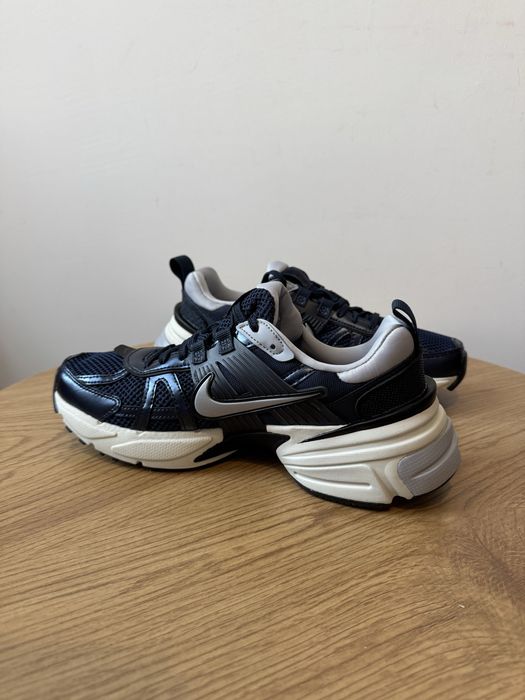 Кросівки Жіночі Nike V2K Run Blue оригінал