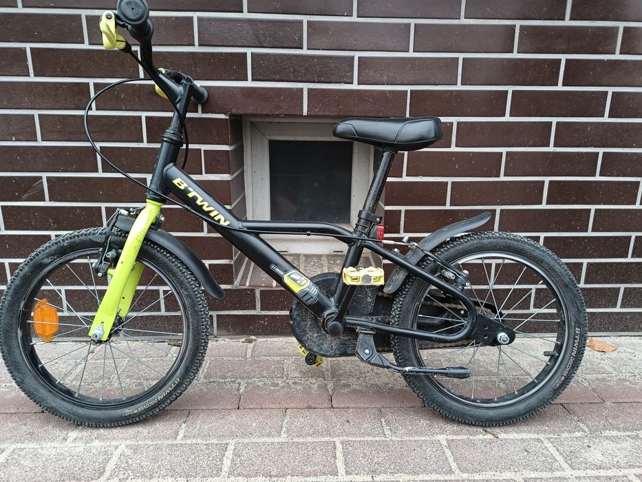 Rowerek dziecięcy btwin  + kask
