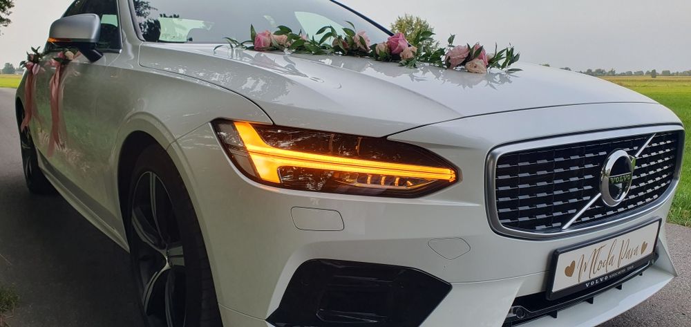 Auto do ślubu Volvo S90 R-Design  Biała Perła / Dekoracja auta w cenie