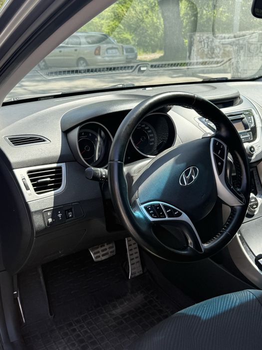 Hyundai Elantra 2012 GLS