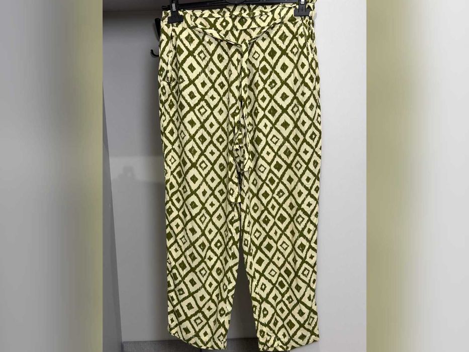 Kombinezon khaki geometryczny z okrągłym dekoltem M