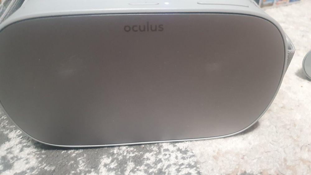 Oculus go в хорошому стані
