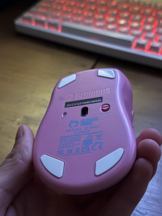 Glorious Model D Pro (różowa)