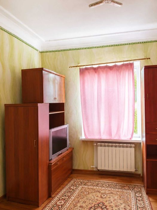 Продаж частини будинку 43 м2 3 сот Цегла. Конвектор 1-ша міськ лікарня №3769