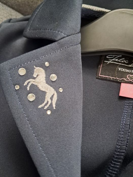 Frak jeździecki 7-8 lat +gratis