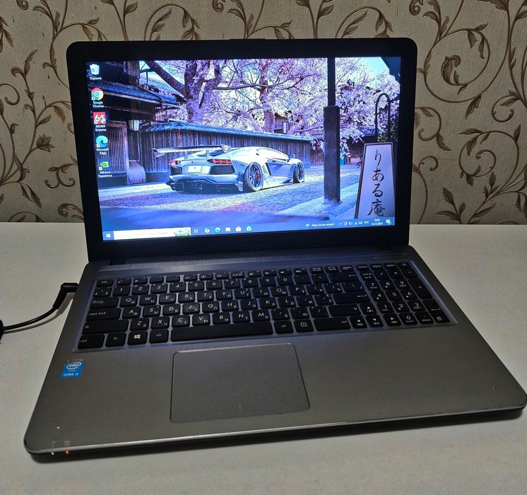 Продаю мощный ноутбук Asus!