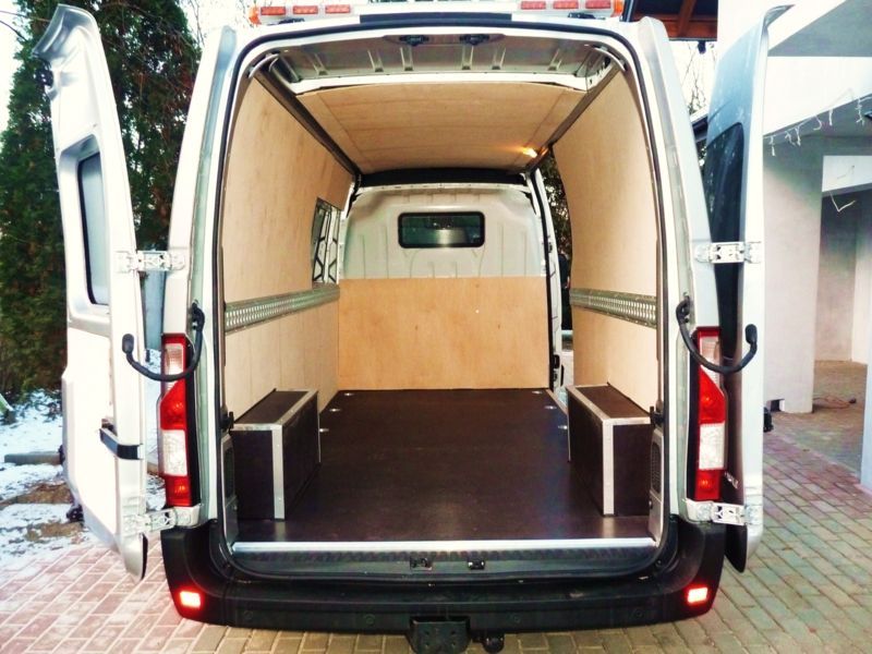 Opel Movano L2H2 zabudowa części ładującej