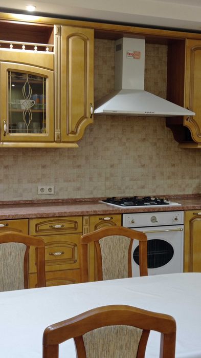 3 кімн.Центр,новий будинок.