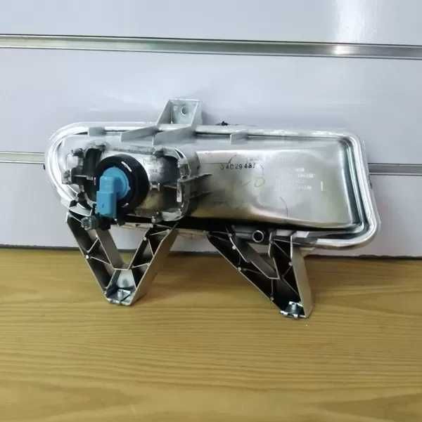 Farol Nevoeiro Peugeot 406 Modelo: 1999/06 até 2004/04