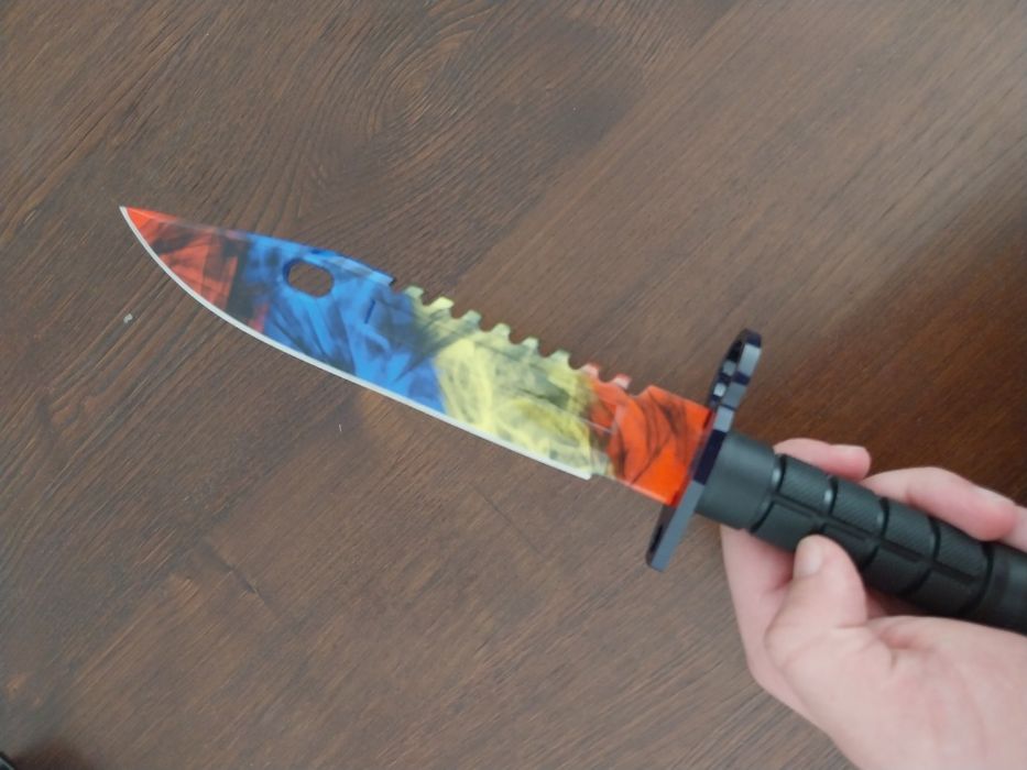 Réplica da Faca Bayonet M9 Marble Fade, do jogo CS:GO