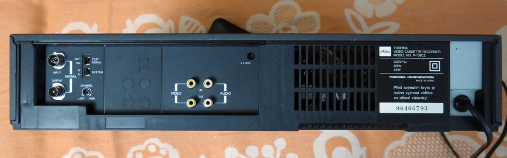 Продам видеомагнитофон Toshiba X-109 CZ
