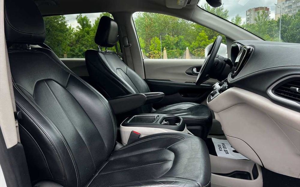 Chrysler Pacifica 2022