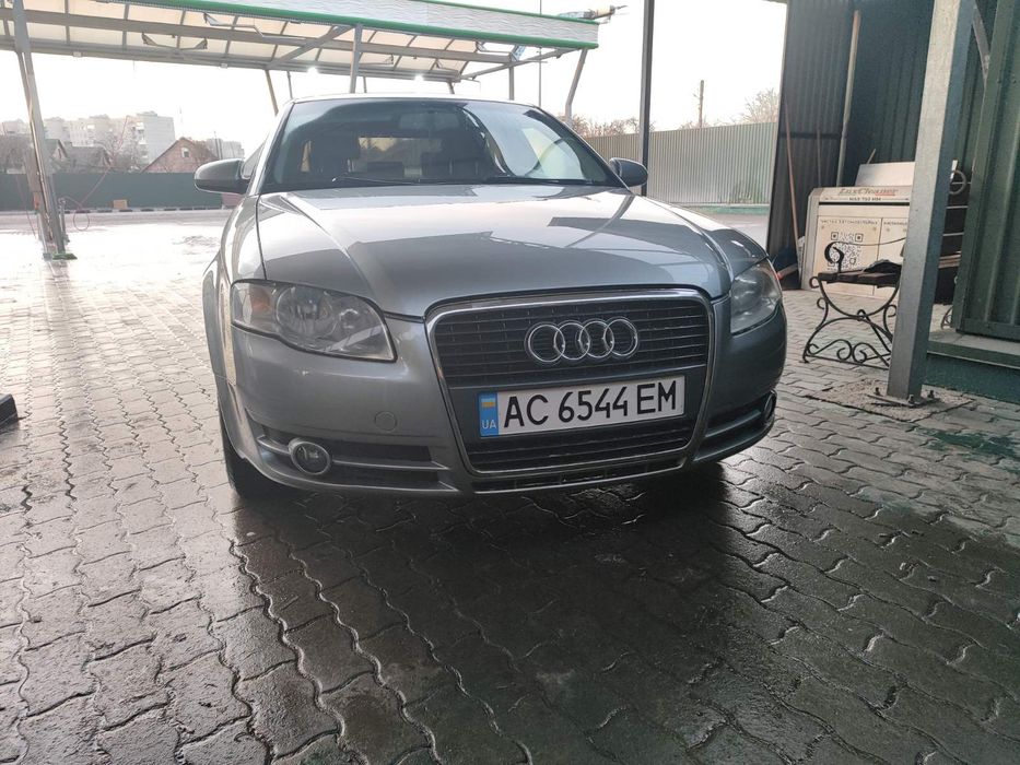 Продам Audi A4,в хорошому стані