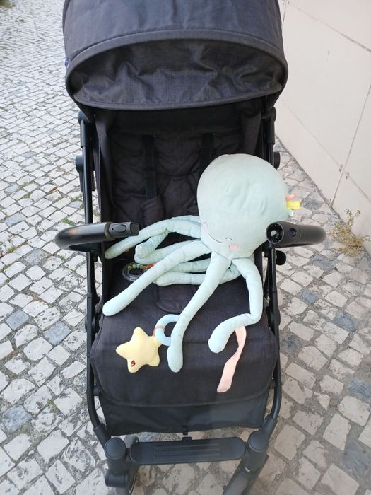 Carrinho Troley da Chicco, dos 9 meses até aos 4 anos
Cadeira rebatíve