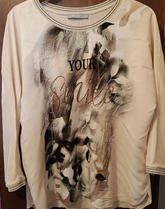 Продам жіночі футболки,середнього та великого розміру