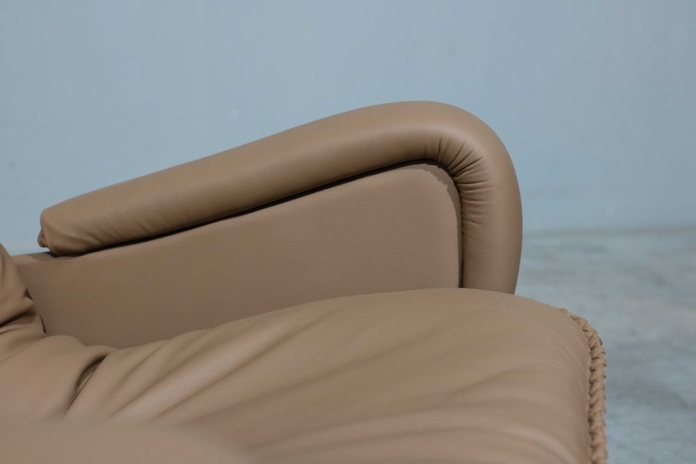 Poltrona De Sede em couro da década de 70