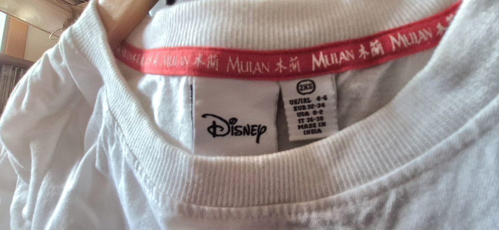 T-shirt femenina Disney