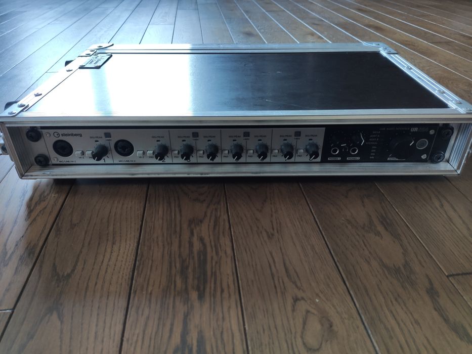 Steinberg UR824 interfejs audio USB + Cubase, stan idealny