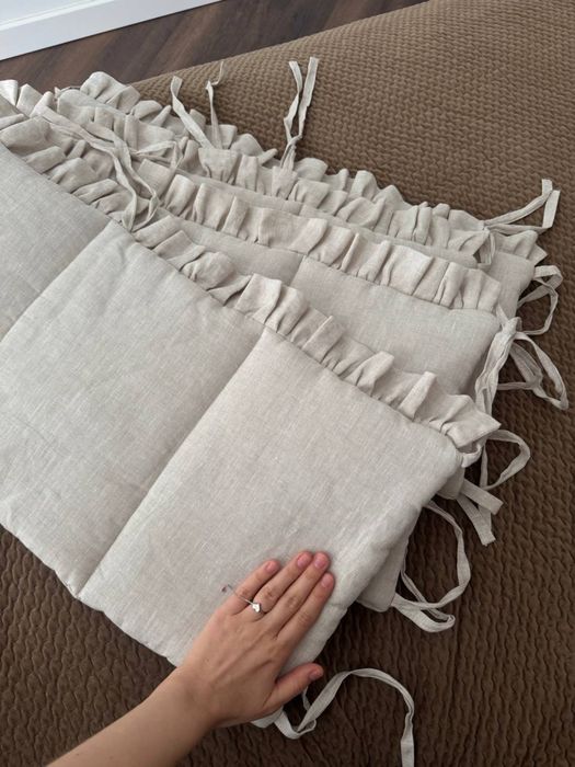 бортики з льону в ліжечко