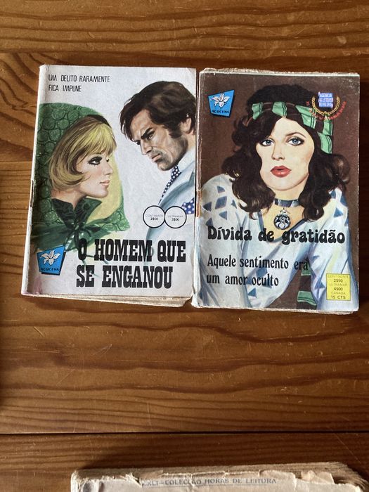 Livros antigos diversos