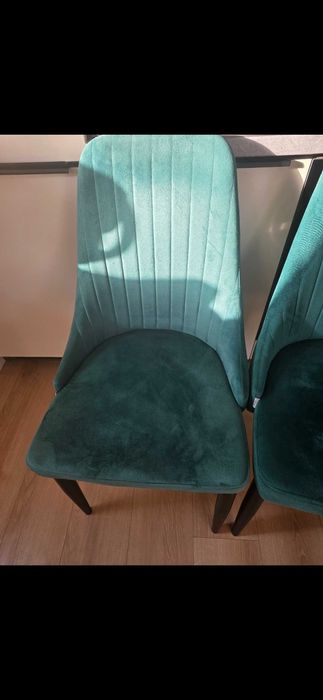 4 Krzesła Louis Welurowe