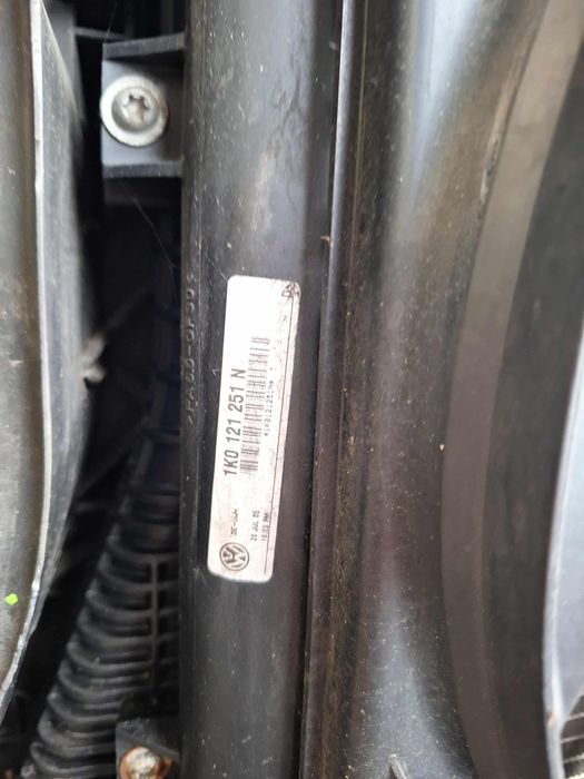 Pas przedni Golf V GTI 2.0 TFSI wzmocnienie przód