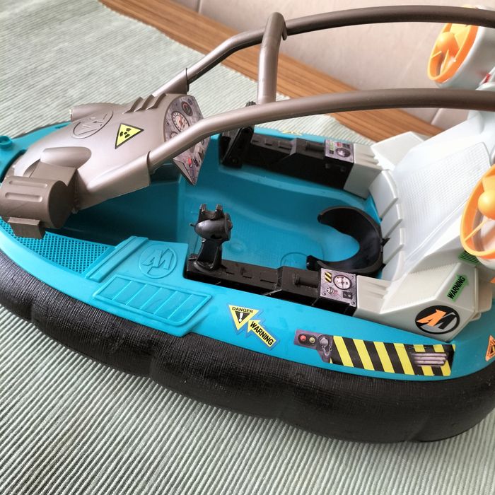 Hovercraft Action Man brinquedo impecável e completo