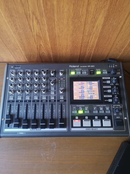 Mixer AV Roland Vr-3EX