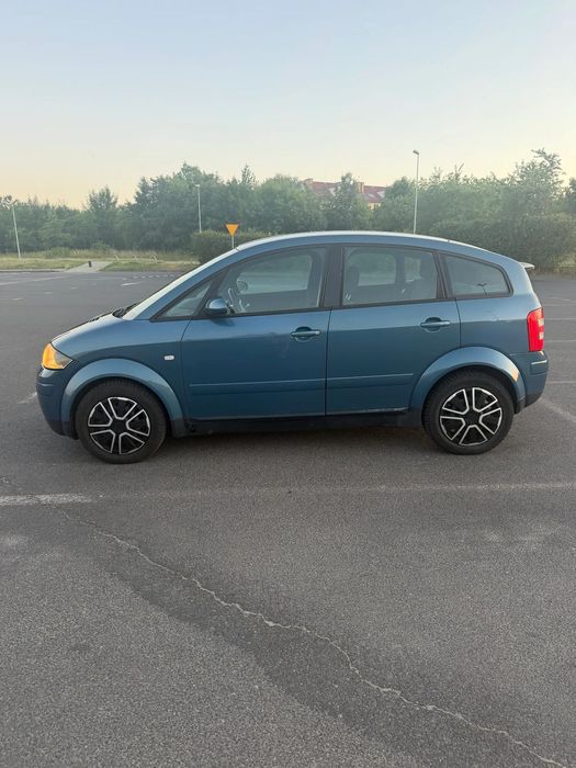 Audi A2