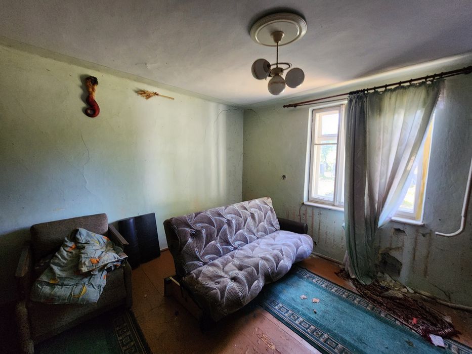 Продам будинок в Угорниках з ділянкою 5 соток