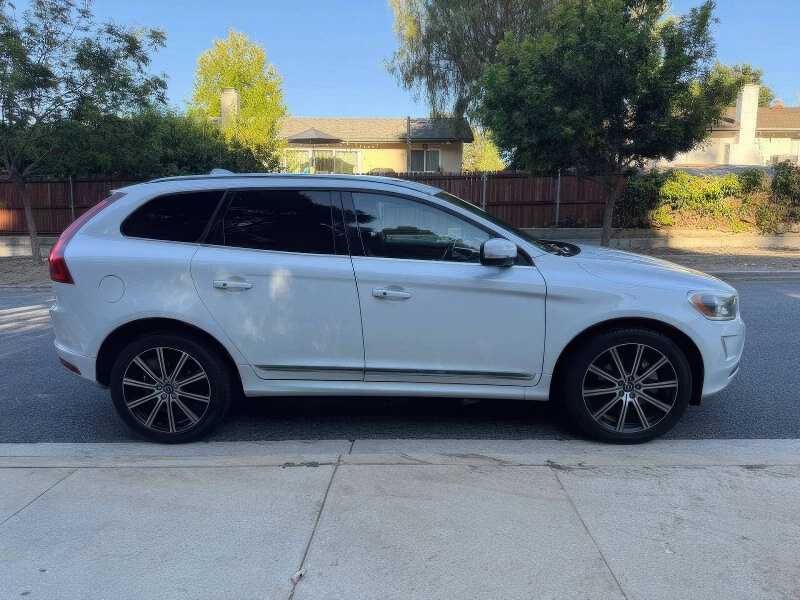 2016 Volvo XC60 T6 Drive-E