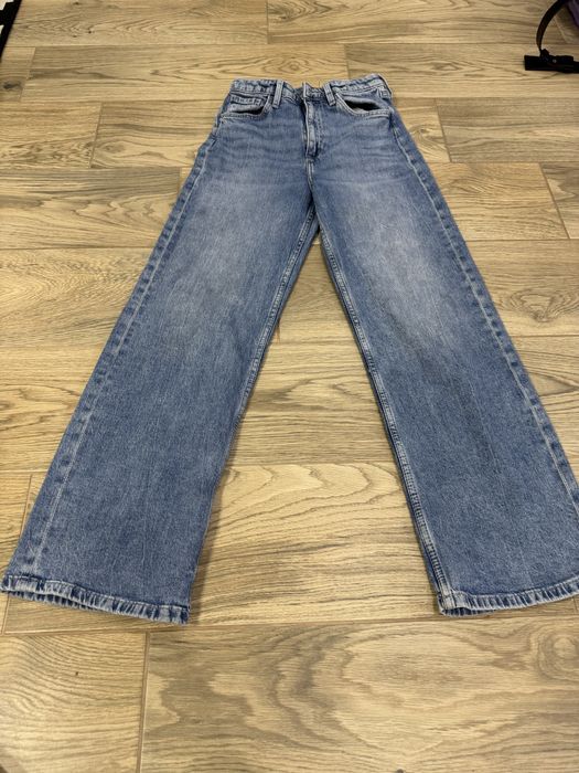 Джинсии 146 р H&M