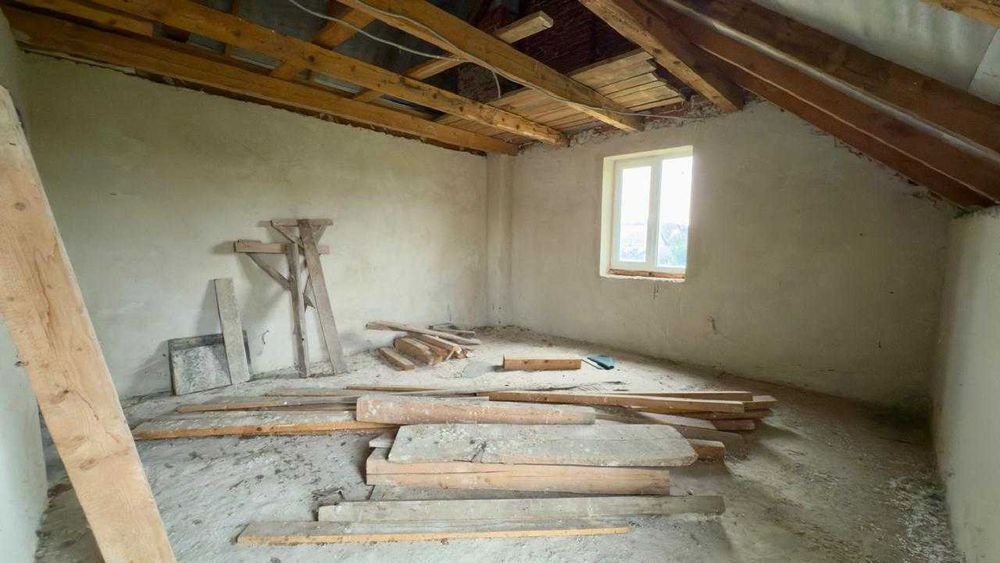 Продається будинок з ділянкою в с. Хриплин (7)