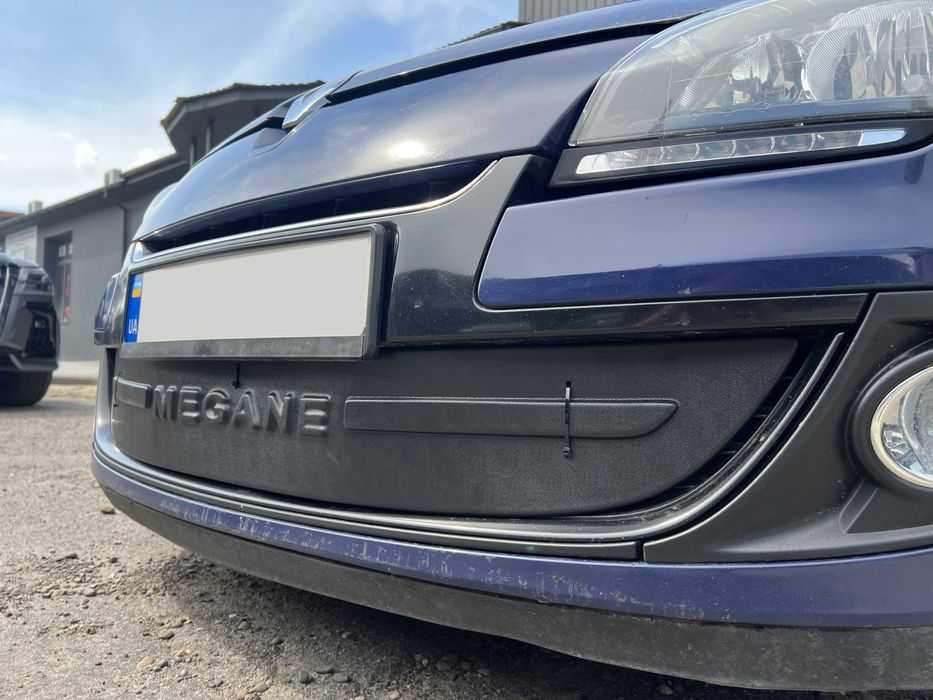 Зима тут! Накладка на Renault Megane 3 (2009-2016). Купуй зараз!