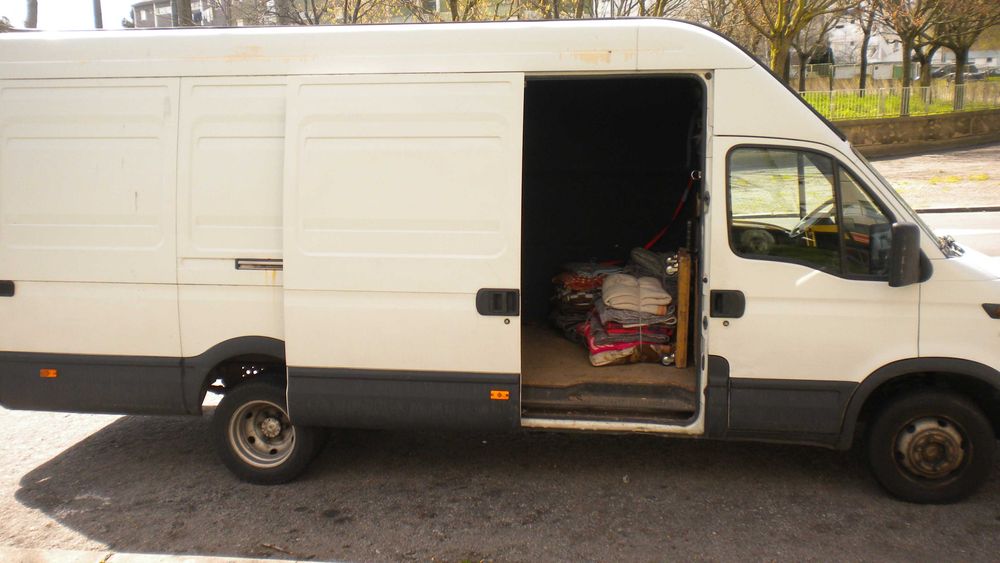 Mudanças com profissionais Transportes serviços rápidos436639187946055680
