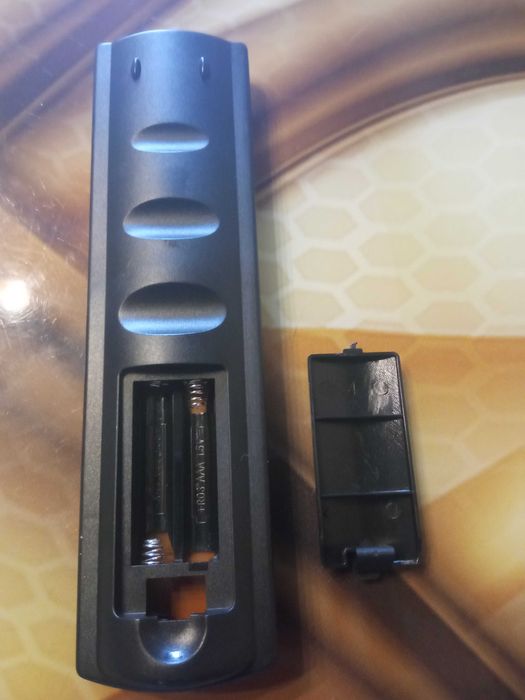 Пульт дистанційного керування програмований до 3-х пристроїв