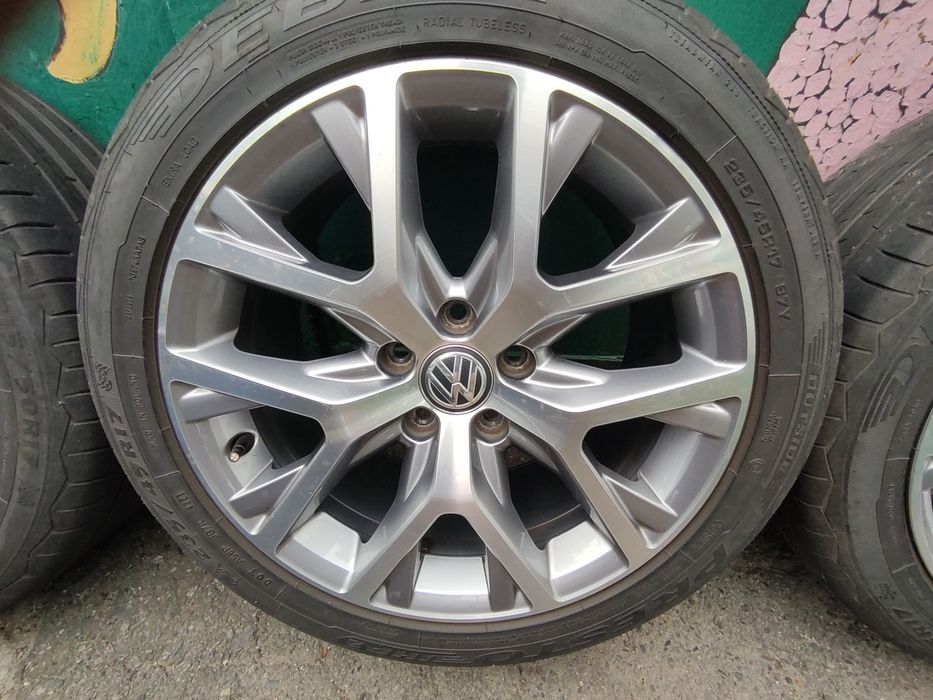 Volkswagen Tiguan Touran Passat Golf диски з гумою R17