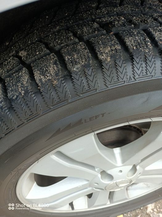 Зимова гума Goodyear 225 45 17