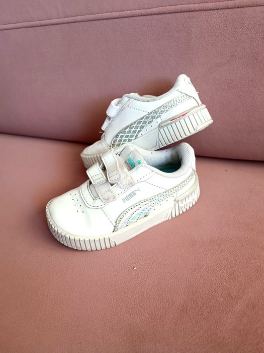 Sneakersy holograficzne puma dziewczynka