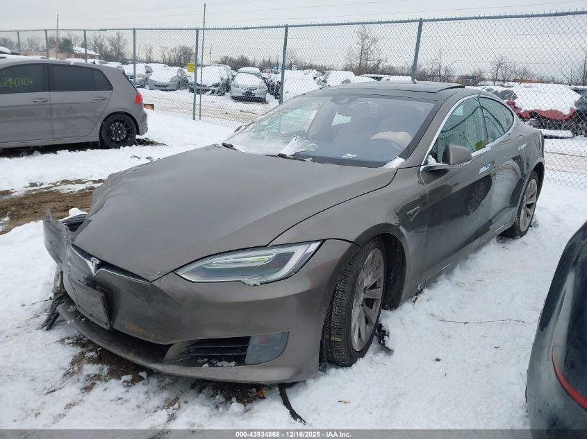 Tesla S 12-20 кузовні запчастини
